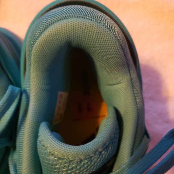 Mens ADIDAS CRAYOLA SNEAKERS - Picture 3 of 3